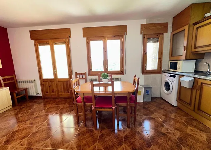 Casa Costa Laspaúles